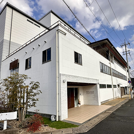 外観と玄関まわりのご紹介